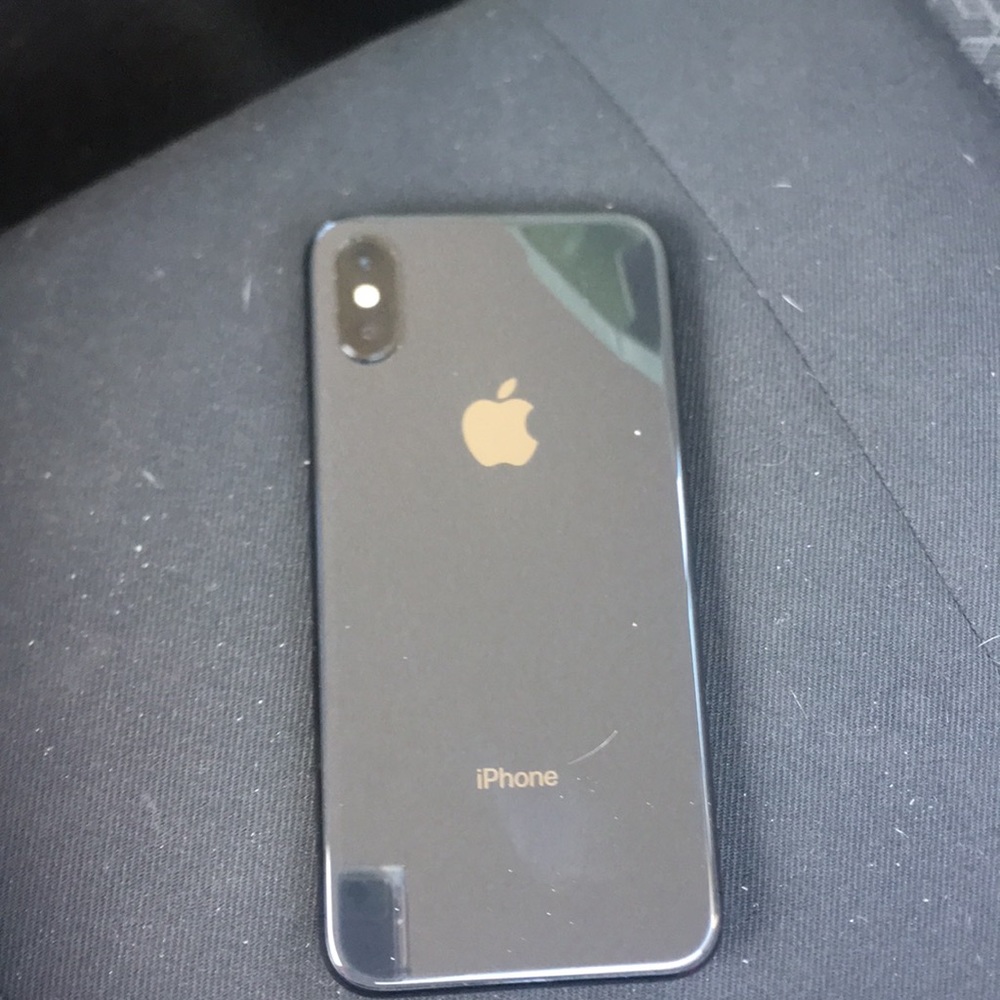 iPhone XS